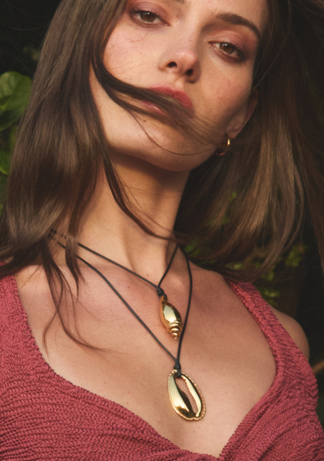 Shell Pendant Necklace